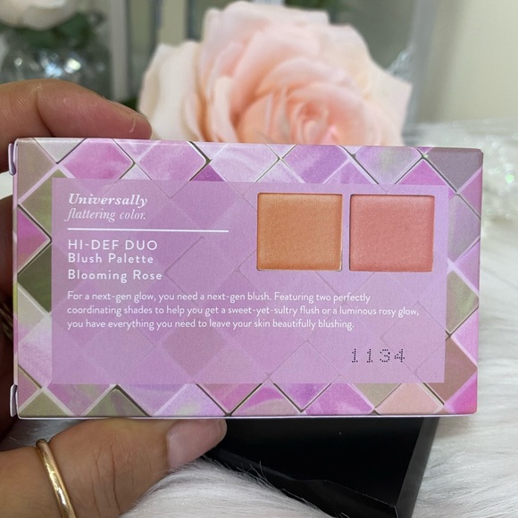 LAURA GELLER HI DEF DUO BLUSH PALETTE BLOOMING ROSE - Picture 4 of 8